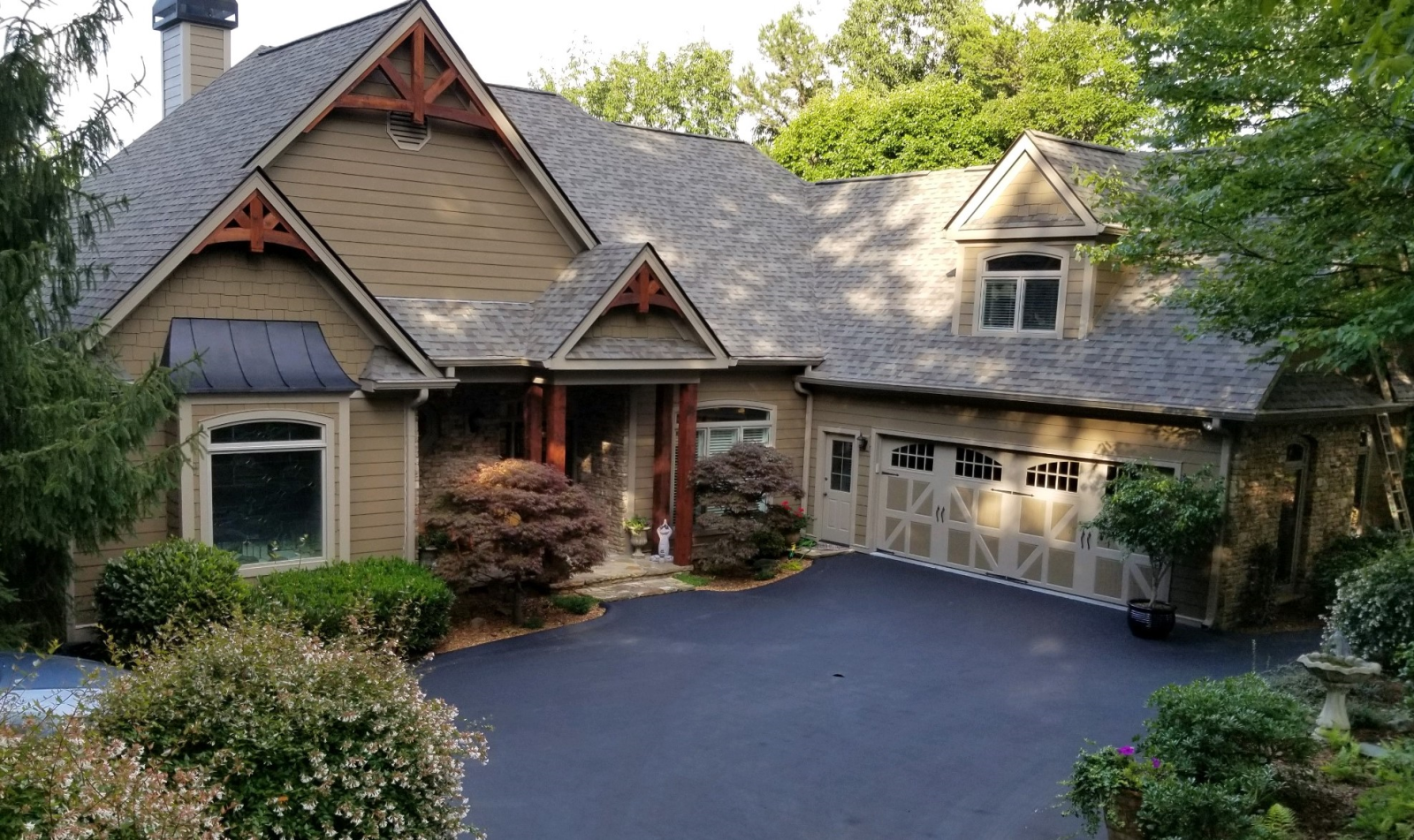Big Canoe, GA Family-Sized Home