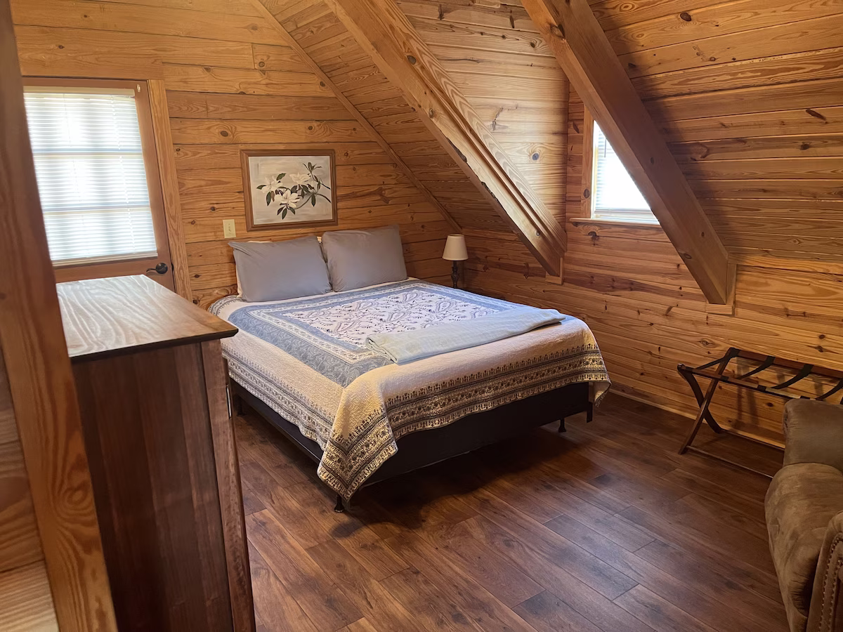 Warm Springs, GA Shepherd's Den Cabin