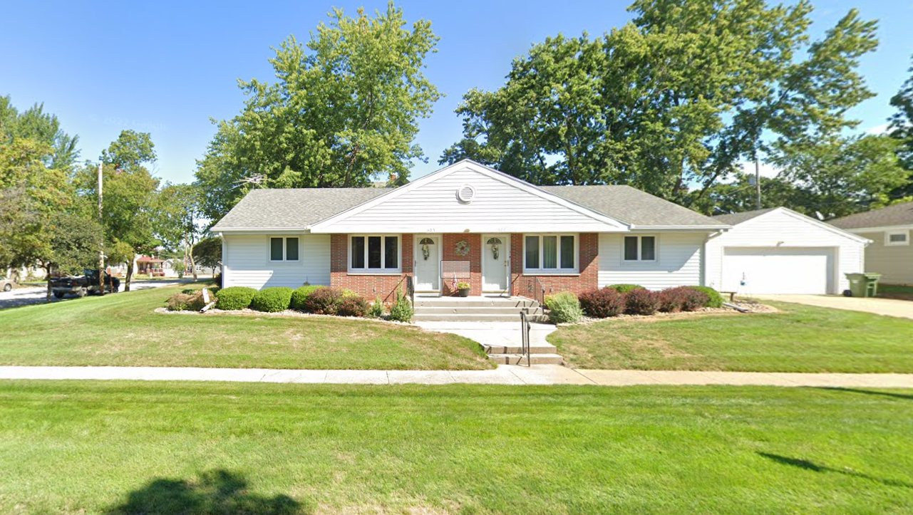 Boone, IA Unhosted Duplex