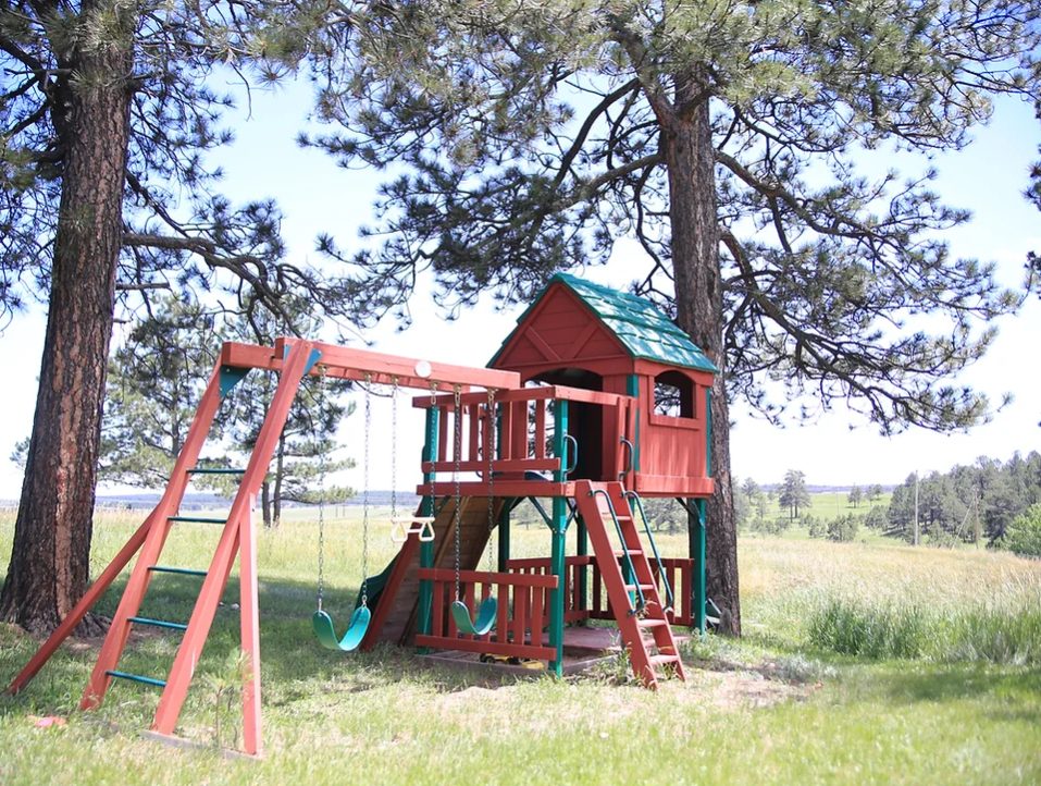 Colorado Springs, CO Shelter Pines