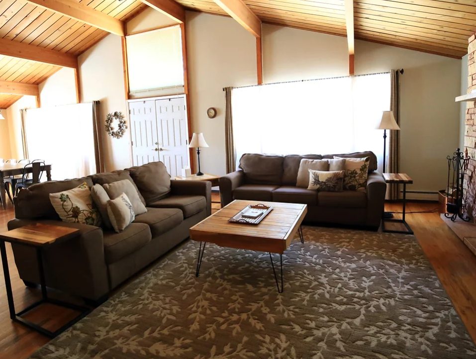 Colorado Springs, CO Shelter Pines