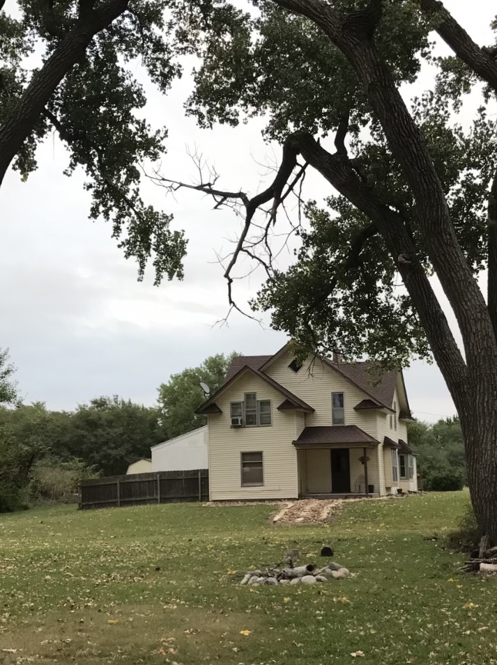 Macksville, KS Home
