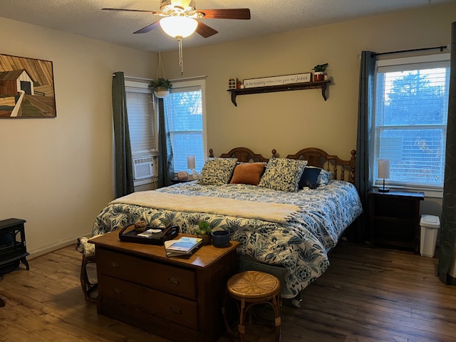 Cherokee, OK Unhosted Home