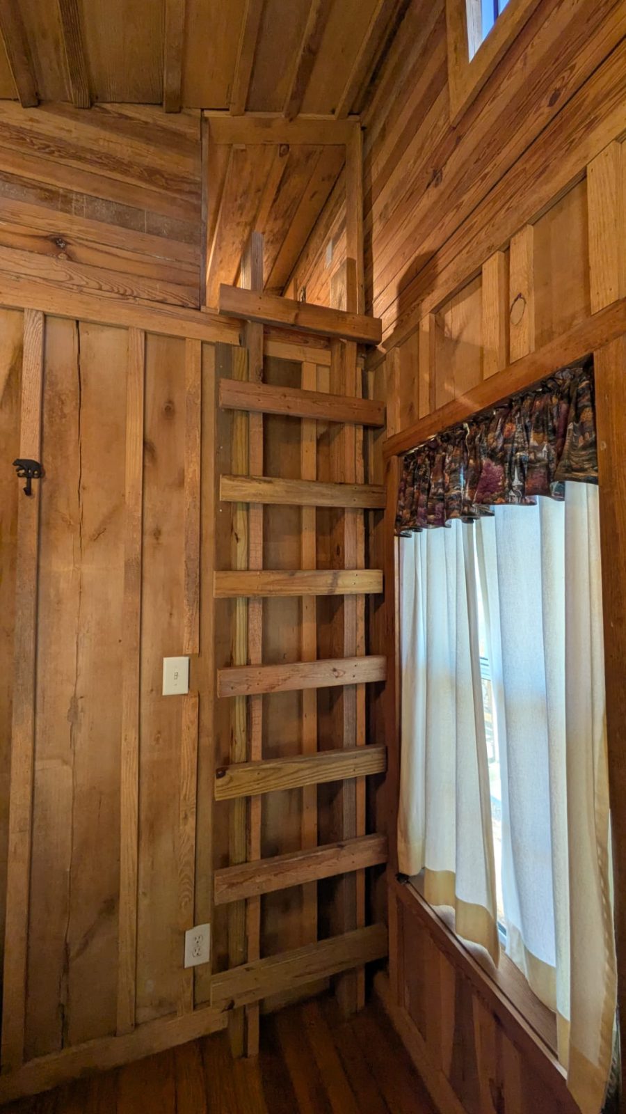 Ariton, AL Vineyard Retreat Cabins