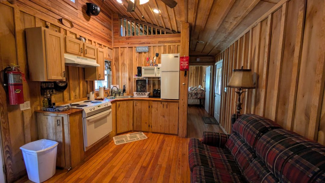 Ariton, AL Vineyard Retreat Cabins