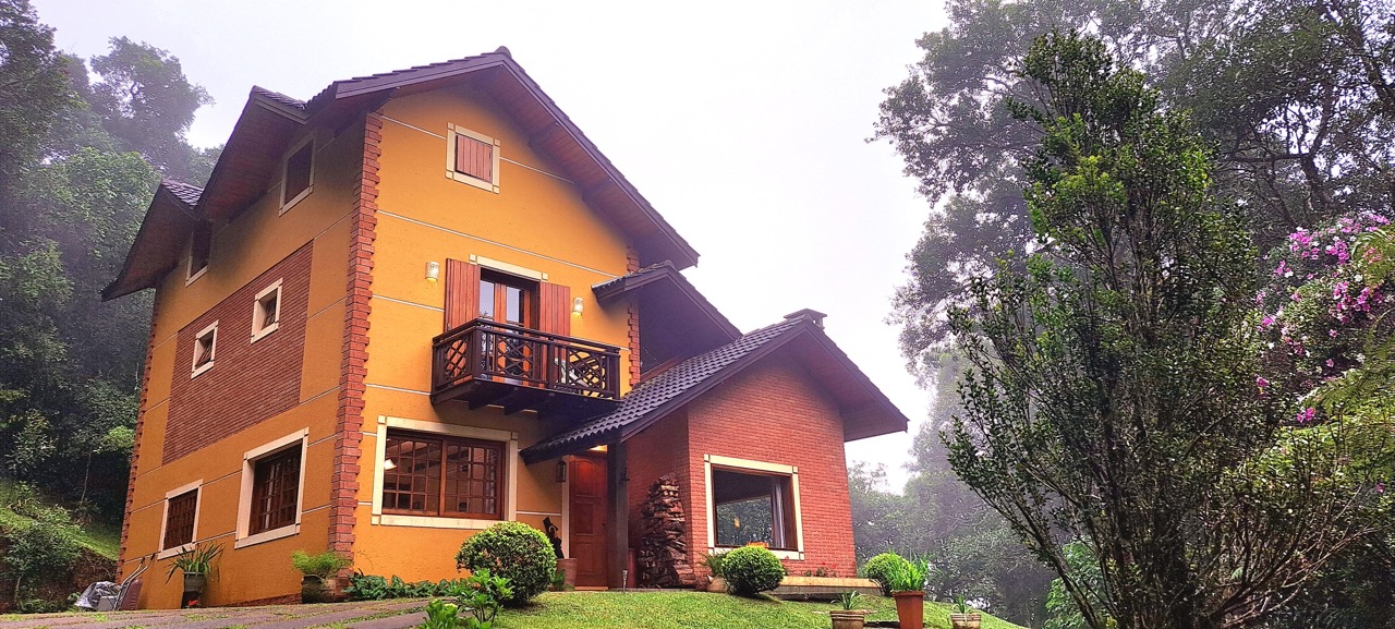 Monte Verde, Brazil Refuge at Green Mountain