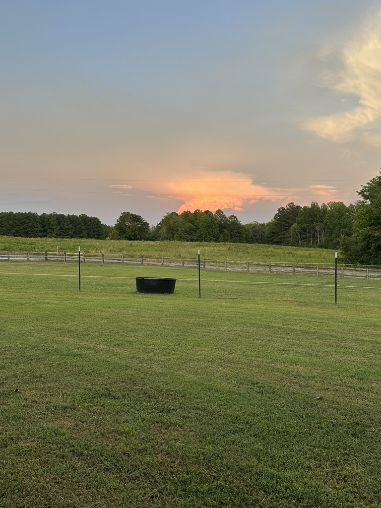 Bon Aqua, TN Still Waters Retreat Home