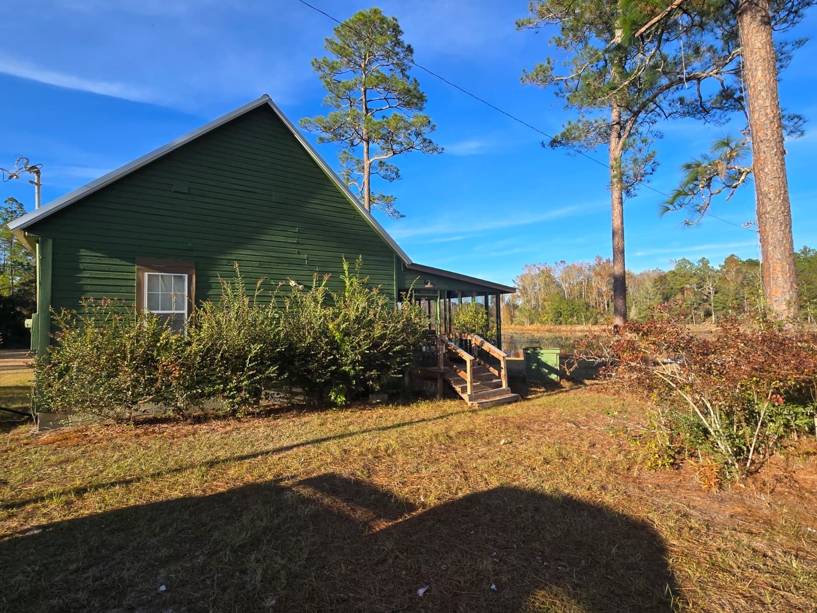 Geneva, AL Unhosted Pond Cabin