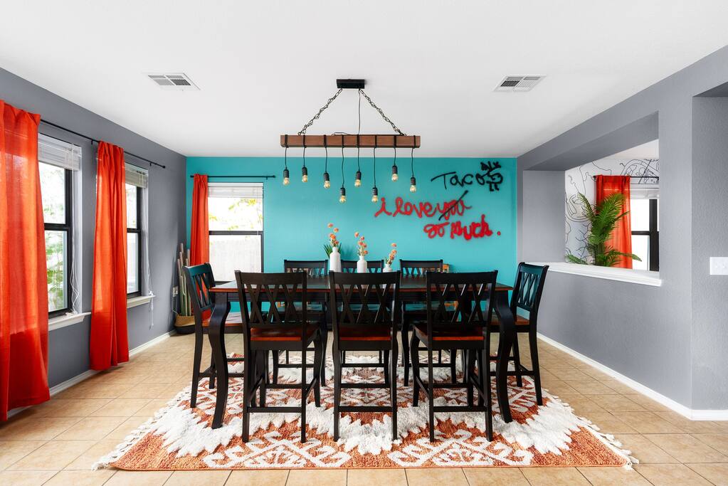 Austin, TX Unhosted Home