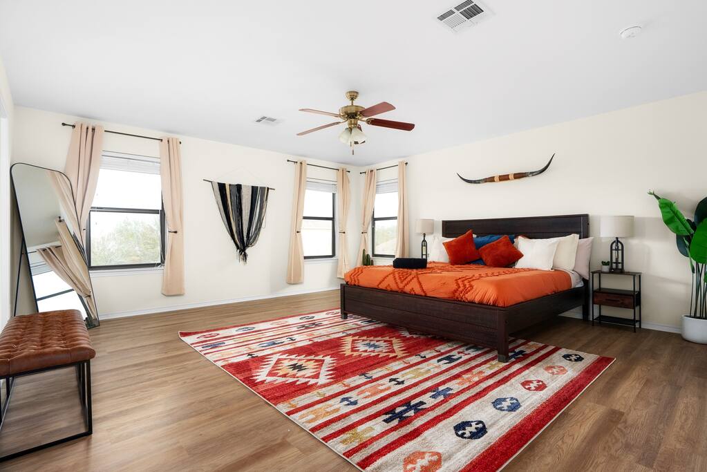 Austin, TX Unhosted Home