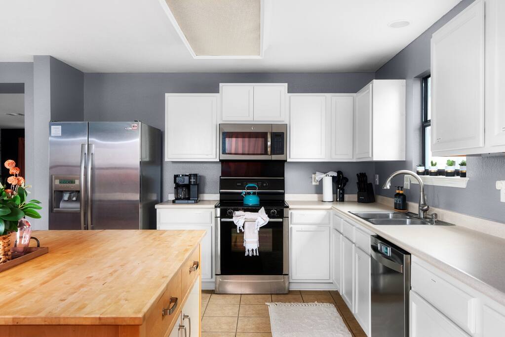 Austin, TX Unhosted Home
