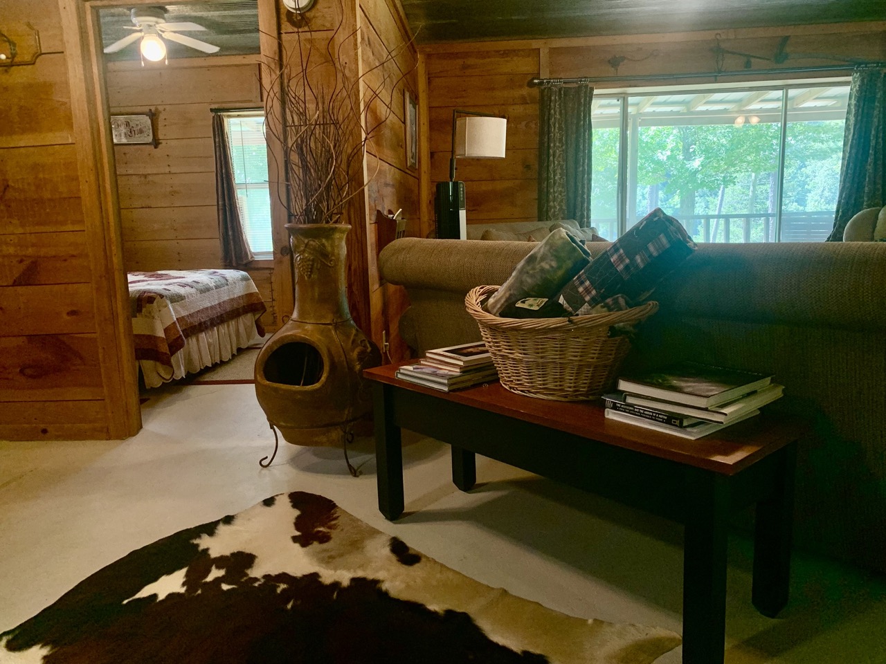 Harriet, AR Tributary Retreat Woods Cabin