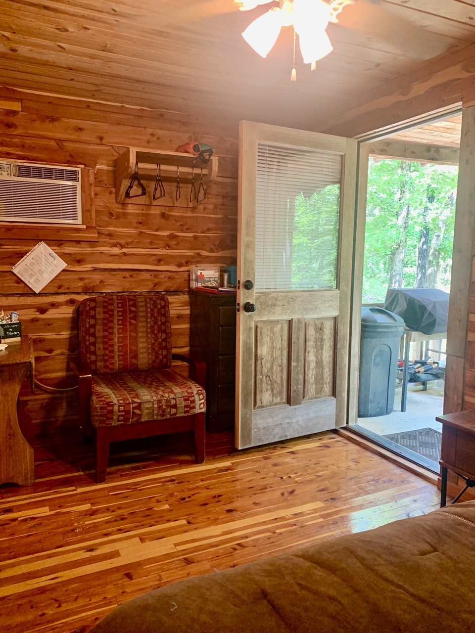 Harriet, AR Tributary Retreat Solitude Cabin