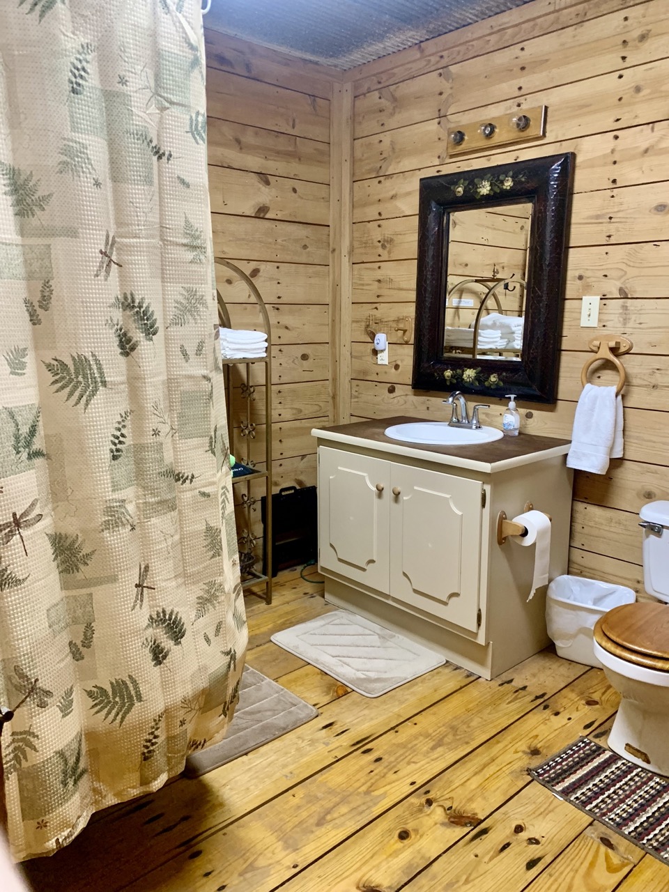 Harriet, AR Tributary Retreat Boulder Cabin