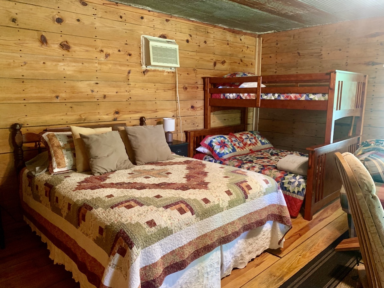 Harriet, AR Tributary Retreat Boulder Cabin