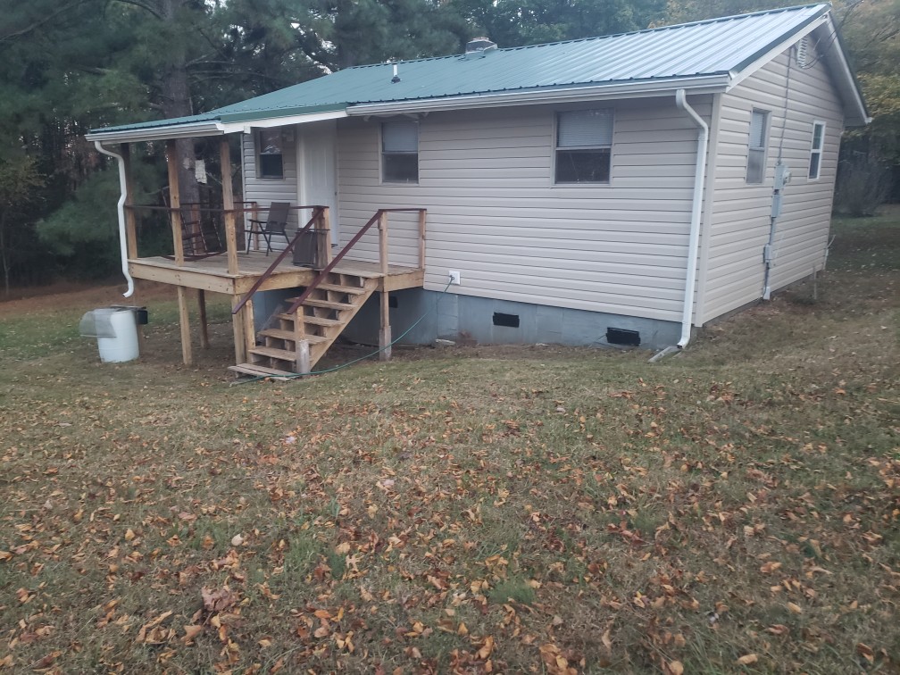 Chatham, VA Unhosted Home