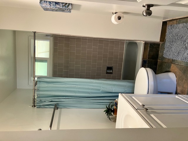 San Diego, CA Unhosted Home