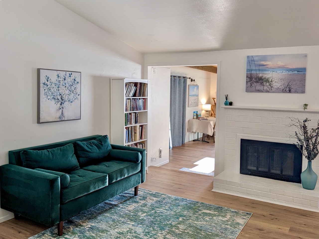 San Diego, CA Unhosted Home