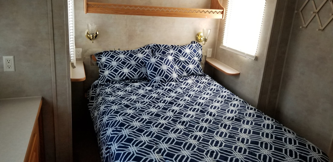 Benzonia, MI Beulah Land Retreats RV