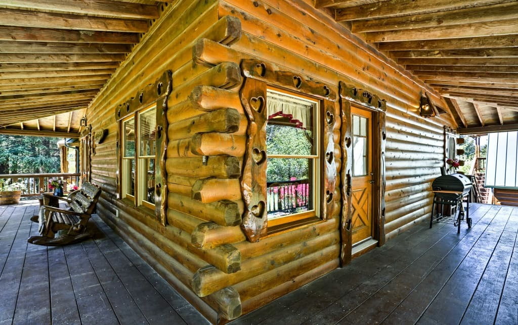 Brookings, OR Log Cabin