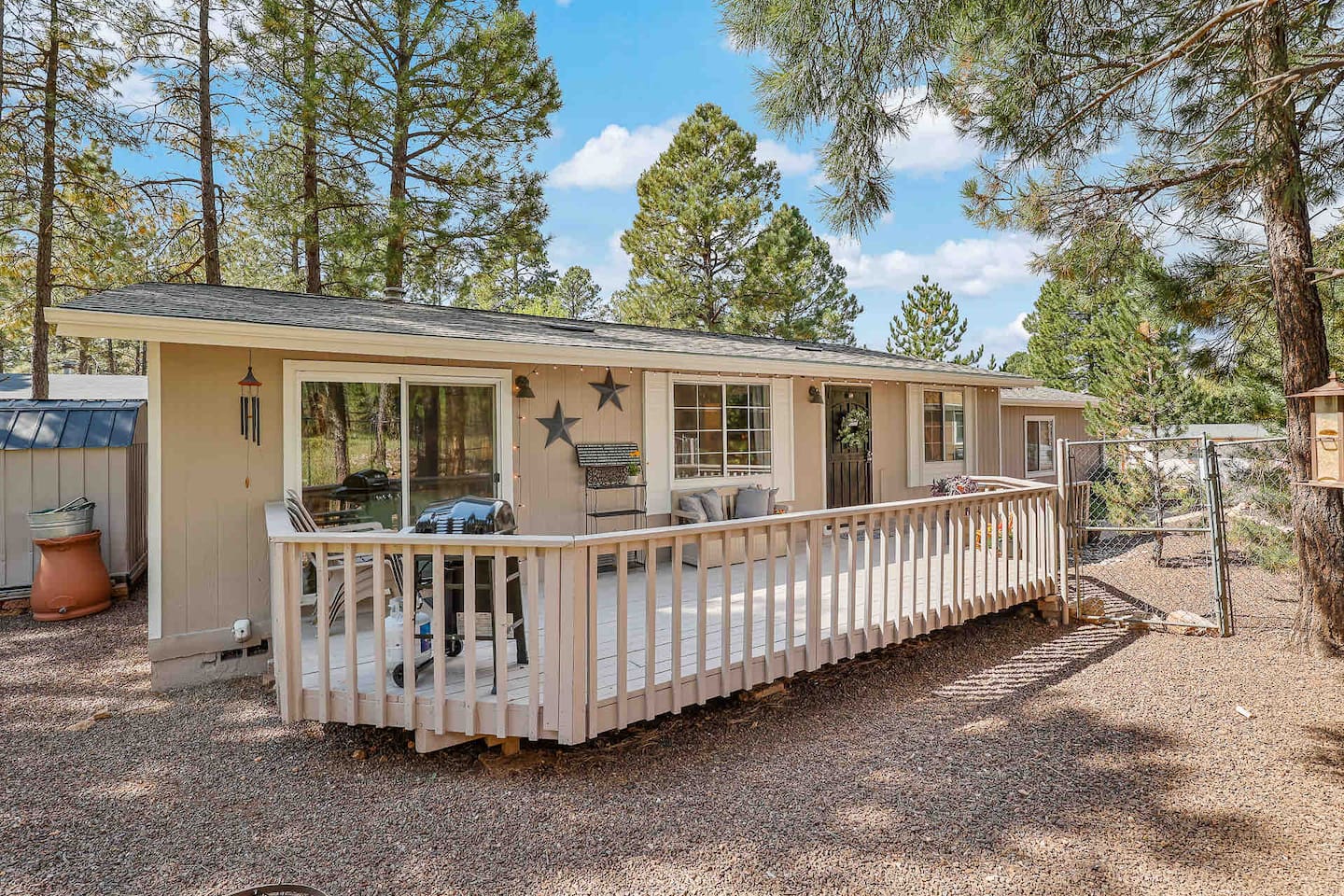 Flagstaff, AZ Charming Cottage