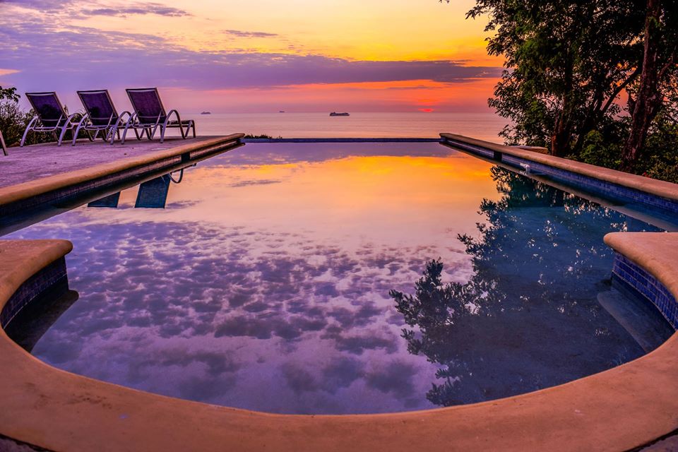Roatan, Honduras SeaScape Resort