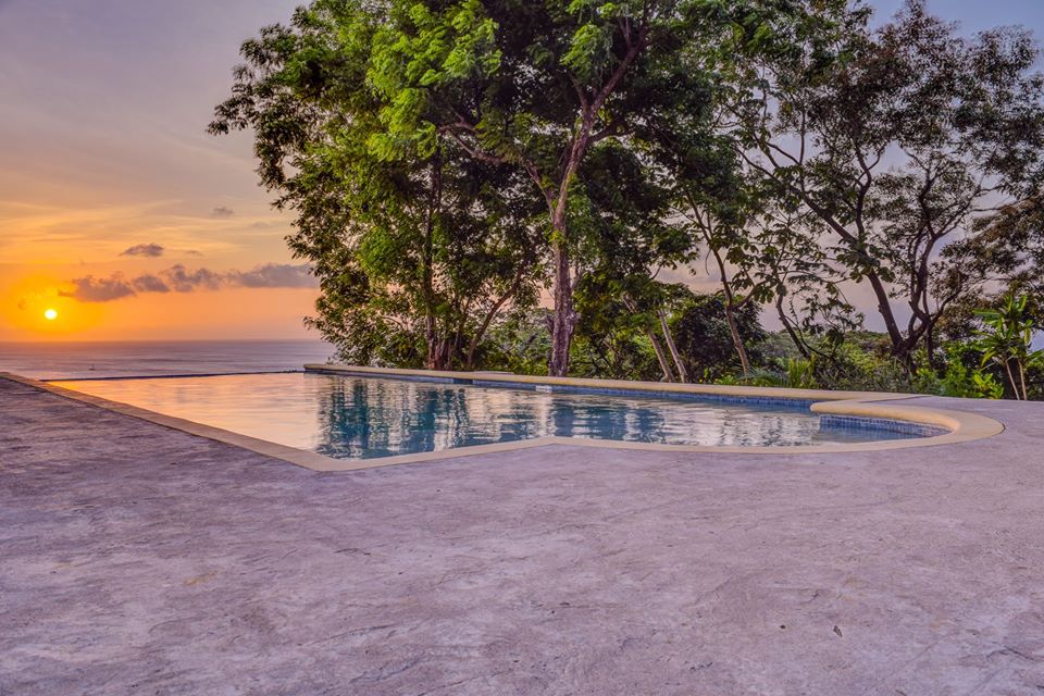 Roatan, Honduras SeaScape Resort