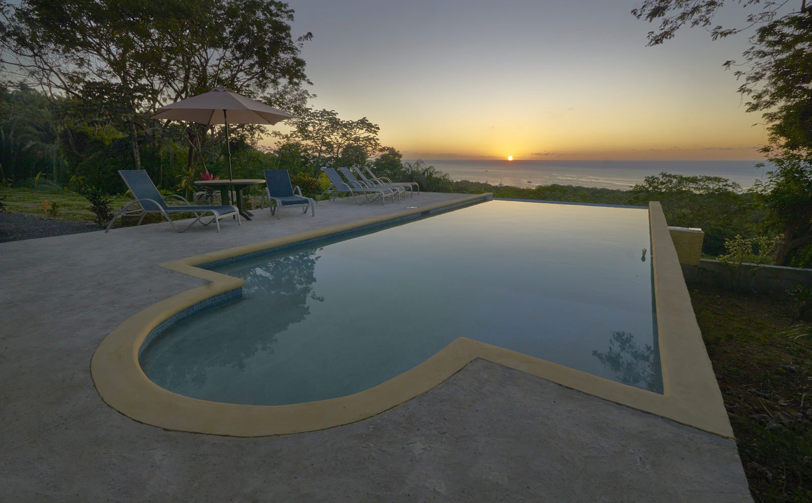 Roatan, Honduras SeaScape Resort