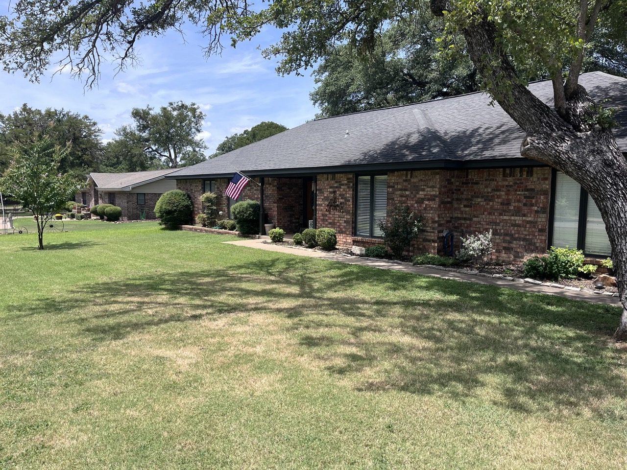 Granbury, TX Peaceful Home