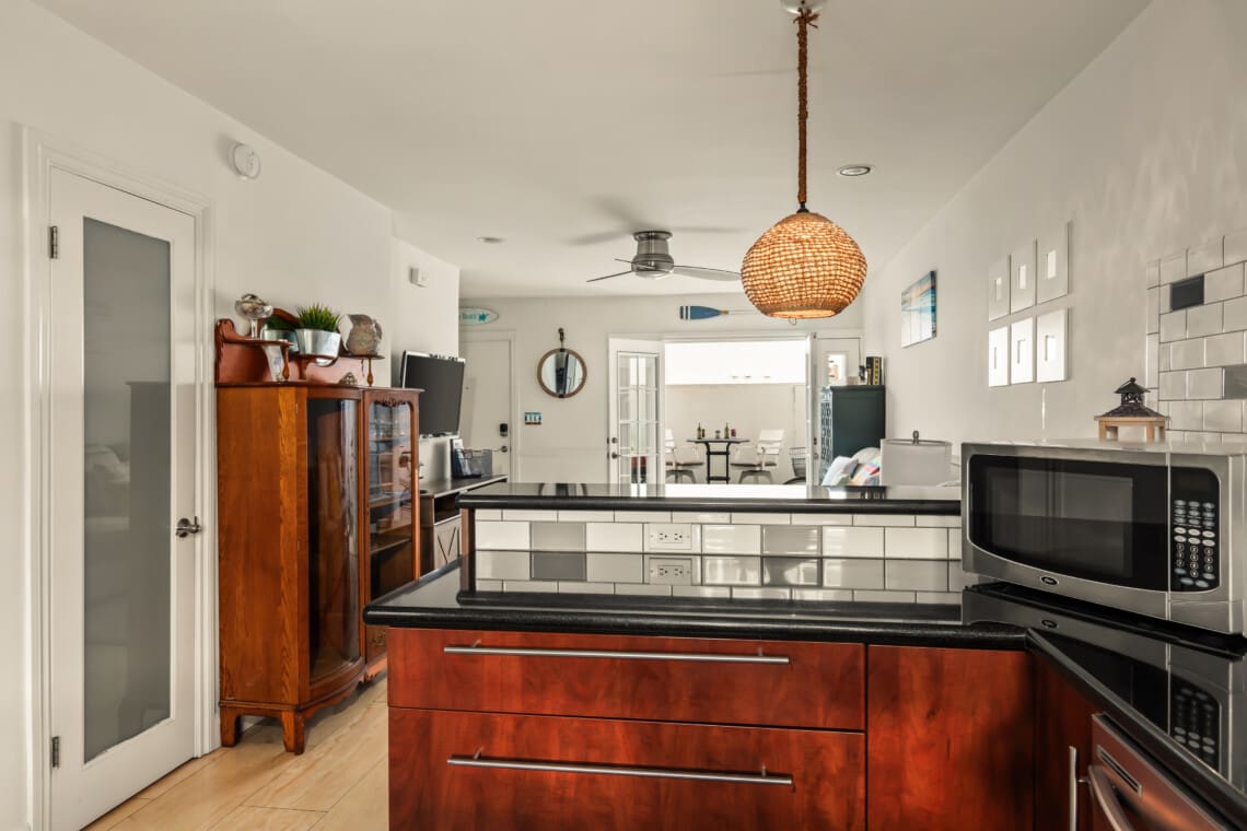 San Diego, CA Beach Front Bungalow