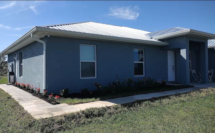 Sebring, FL Unhosted Home